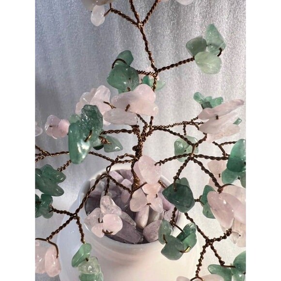 Beautiful Rose Quartz & Green Aventurine Gemstone Tree - Picture 2 of 7